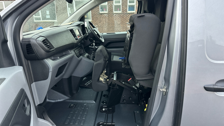 Citroen Dispatch M Diesel 1000 1.5 BlueHDi 100 Van Enterprise Pro